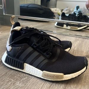 Adidas NMD R1 sz 7 Black with Tan accent